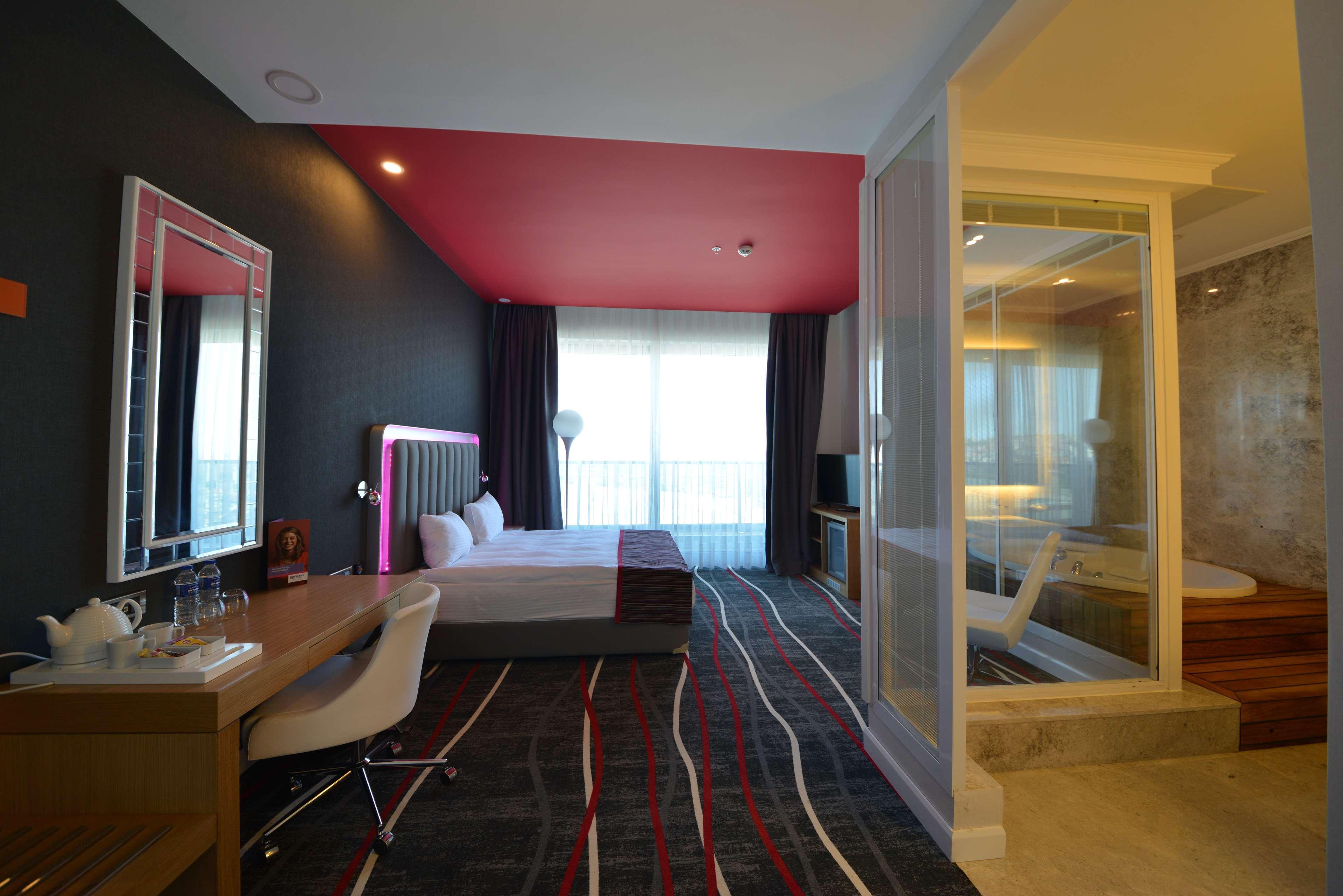 Park Inn By Radisson Ankara Cankaya מראה חיצוני תמונה