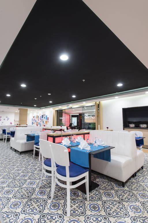 Park Inn By Radisson Ankara Cankaya מראה חיצוני תמונה