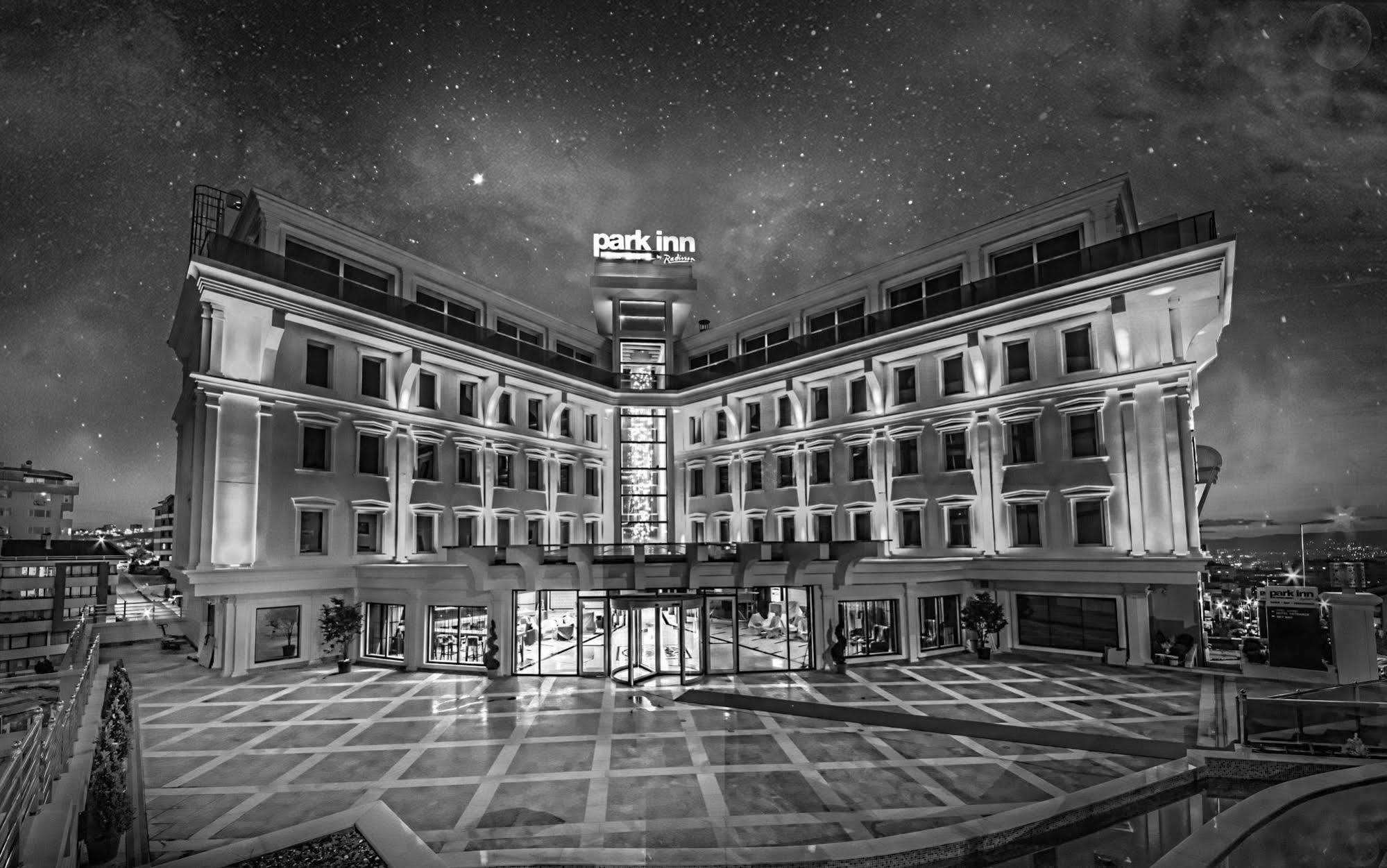 Park Inn By Radisson Ankara Cankaya מראה חיצוני תמונה
