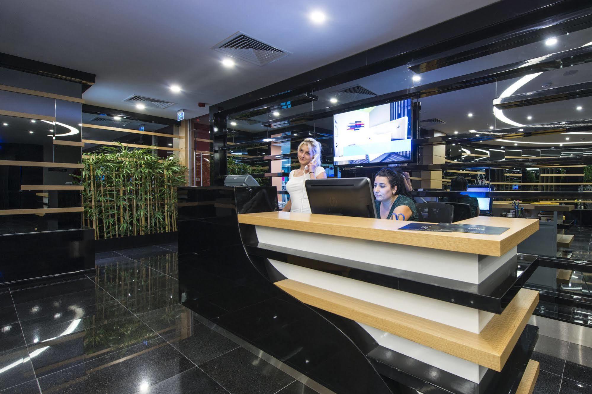 Park Inn By Radisson Ankara Cankaya מראה חיצוני תמונה